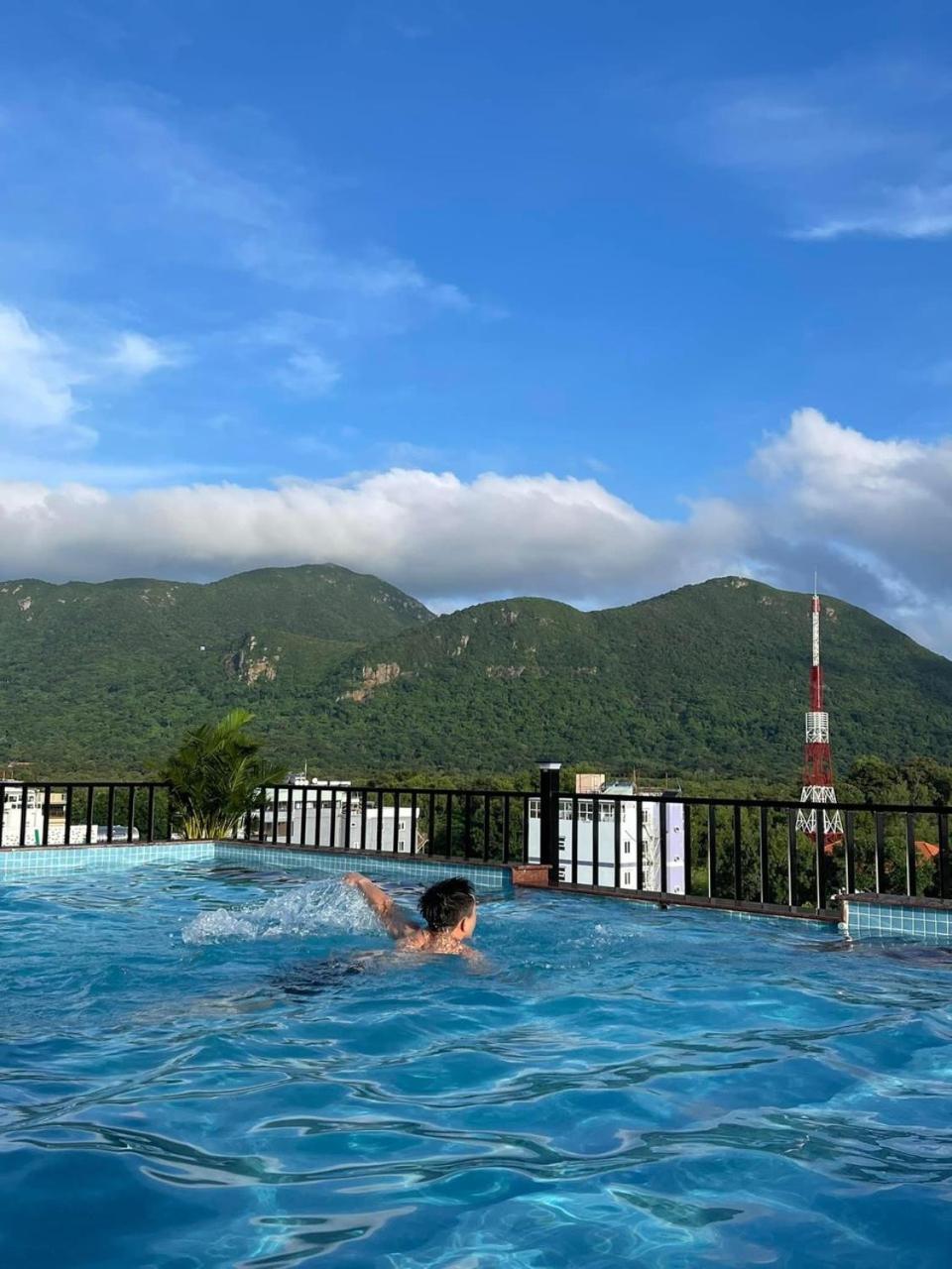 Tuan Ninh Hotel II Chi Khu Co Ong Екстериор снимка